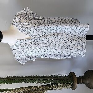 Adrianna Papell White Blouse with Blue Floral Print and Flutter Sleeves